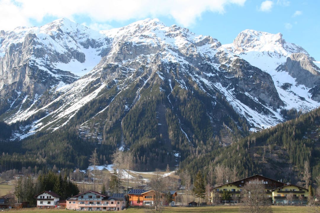 Domizil am Fuße des Dachsteins Almfrieden Hotel & Romantikchalet