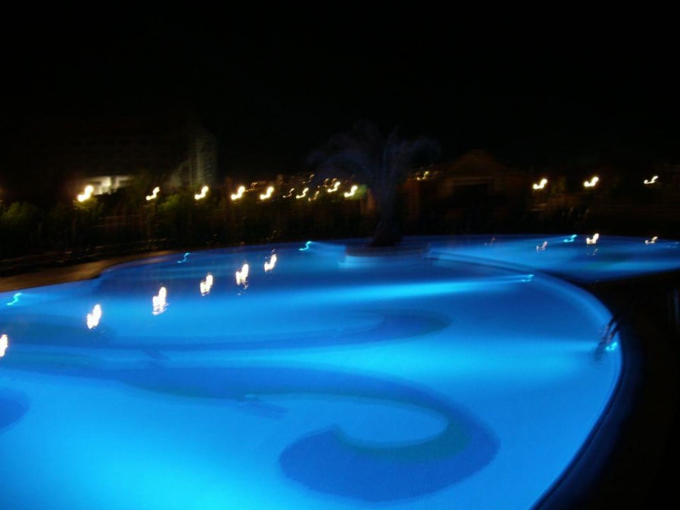 Pool Calimera Hane Garden