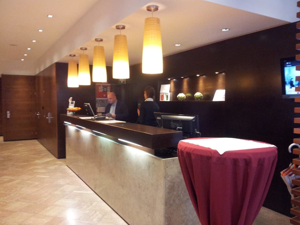 Rezeption NH Collection Salzburg City