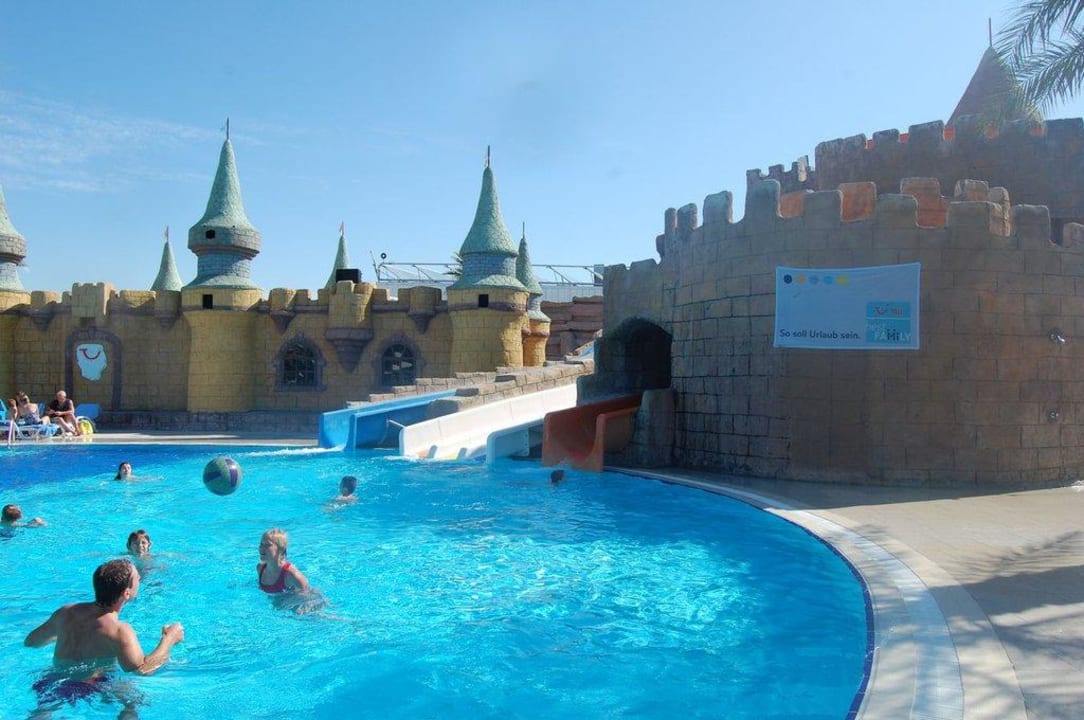 Zwembad glijbanen TUI BLUE Palm Garden