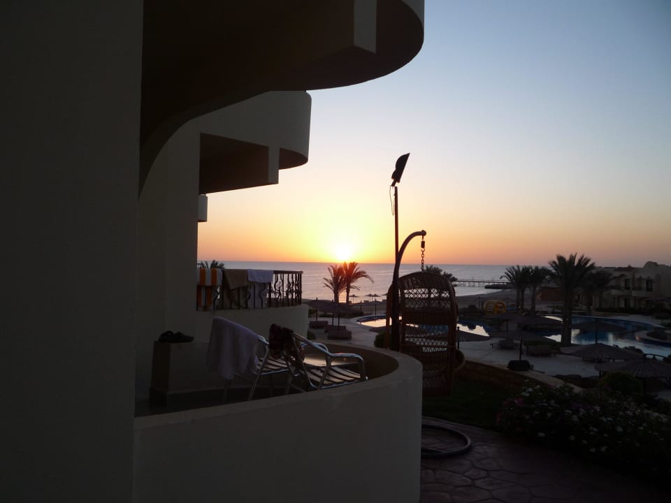 Východ slunce Coral Hills Resorts & SPA