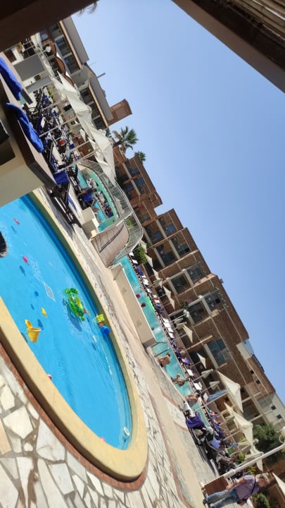 Pool Bella Beach Hotel