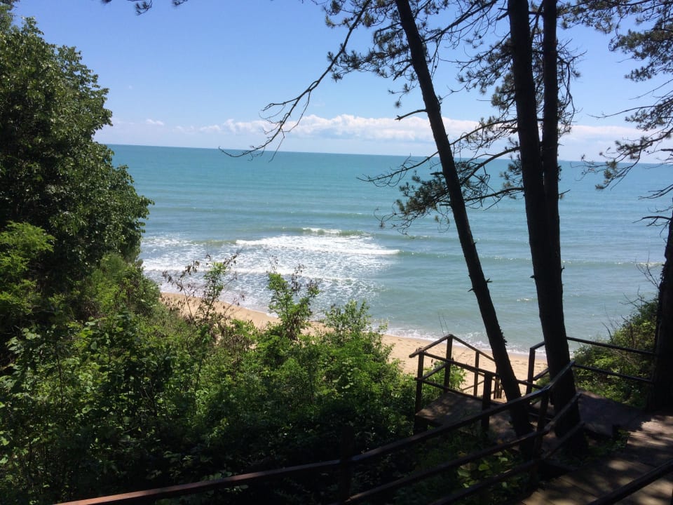 Blick von der Treppe am Strand Richtung Byala Sol Luna Bay