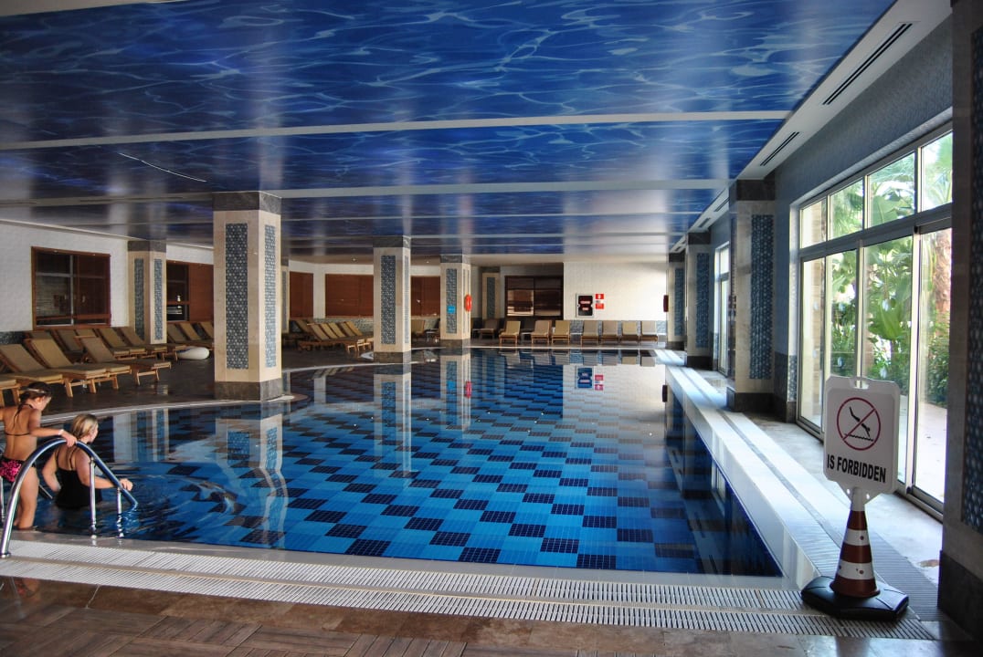 Indoorpool Crystal Sunset Pearl Collection