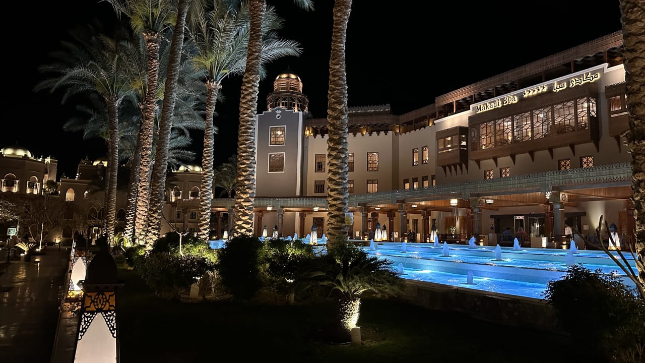 Außenansicht Grand Waterworld Makadi