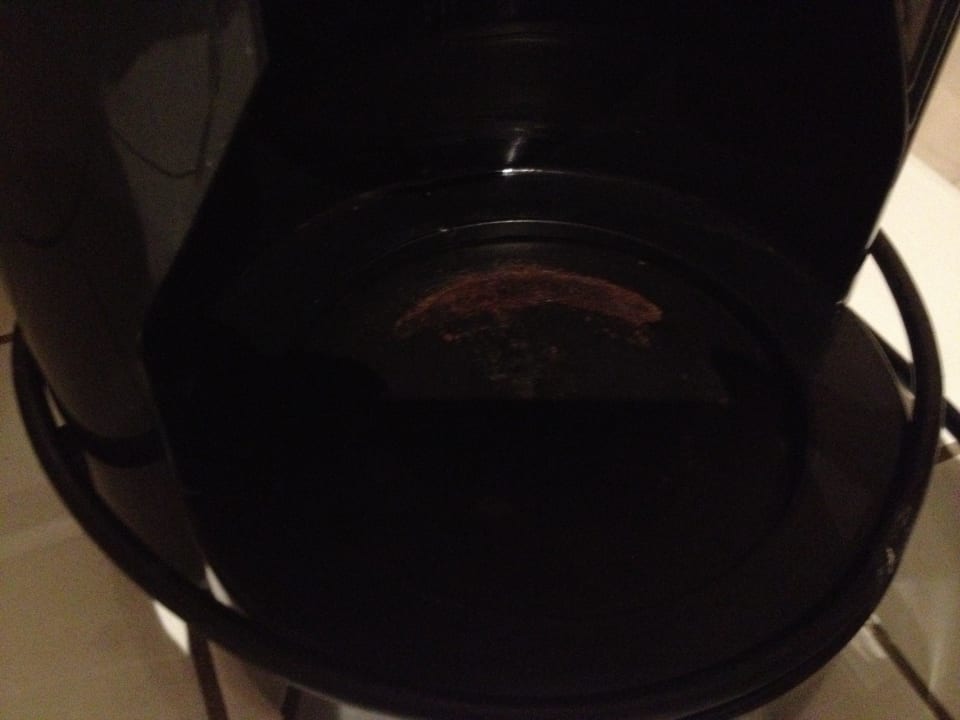 Verschmutzte Kaffeemaschine Finca Kalotta