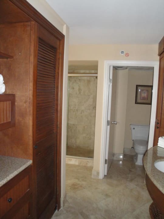 Blick ins Bad Hotel Sheraton Suites Key West