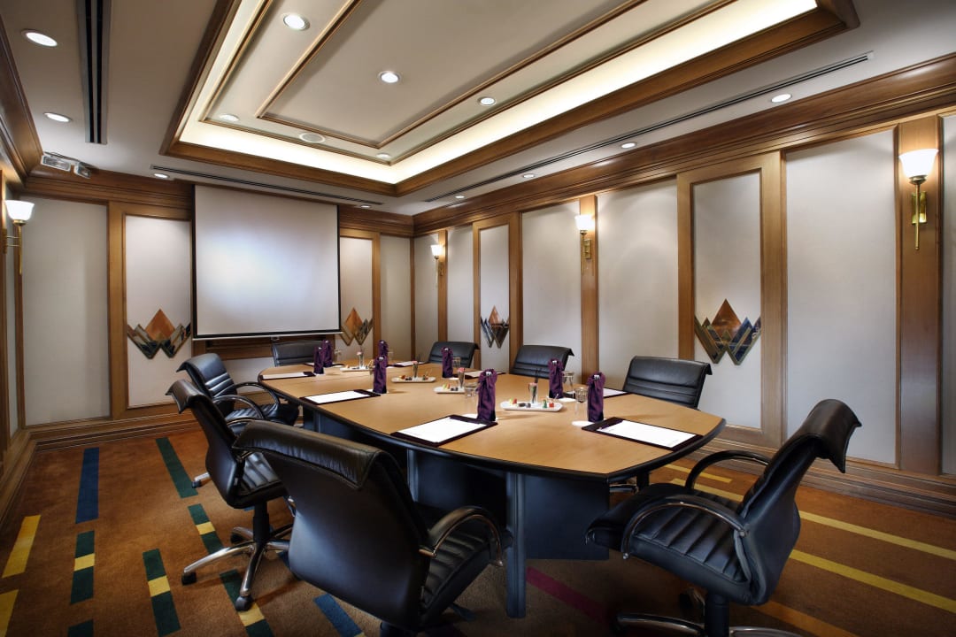 Morakot Meeting Room Grand Mercure Bangkok Atrium
