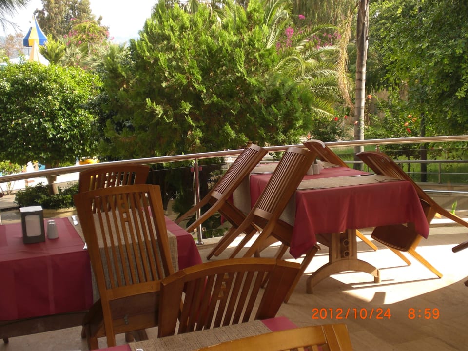 Restaurant -  Tische ( draußen) Saphir Hotel & Villas