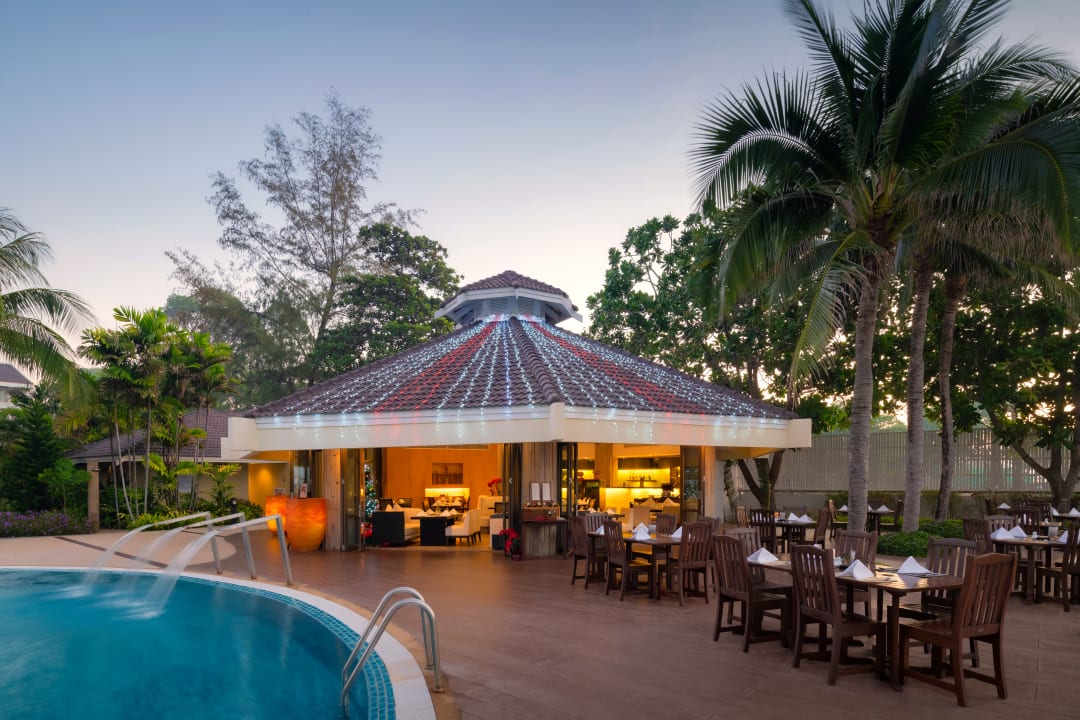 Gastro Novotel Rayong Rim Pae Resort