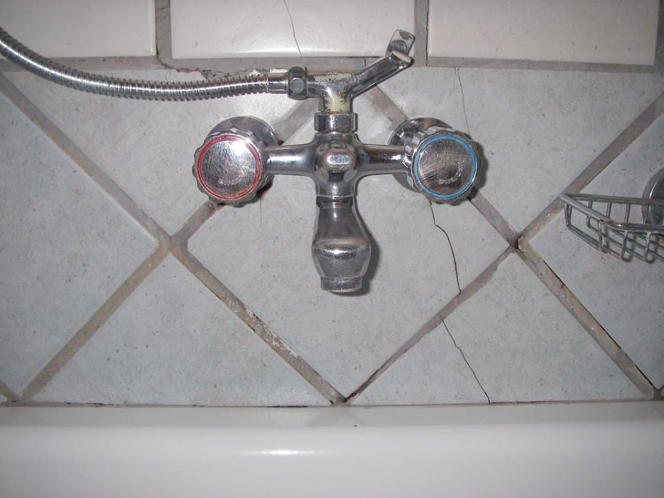 Kaputte Duscharmatur Mitsis Rodos Village