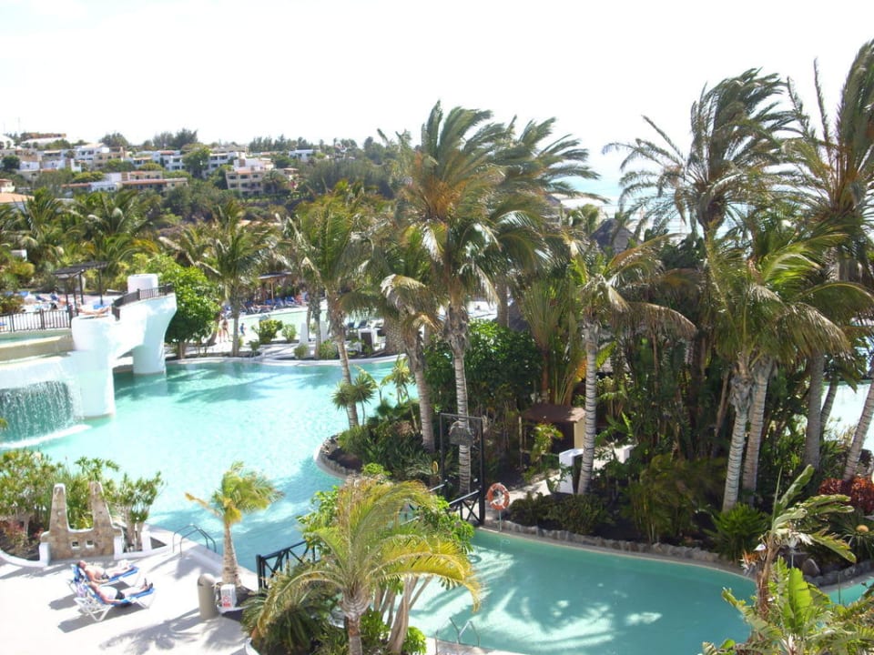 Poolanlage von oben weiter links Club Jandia Princess