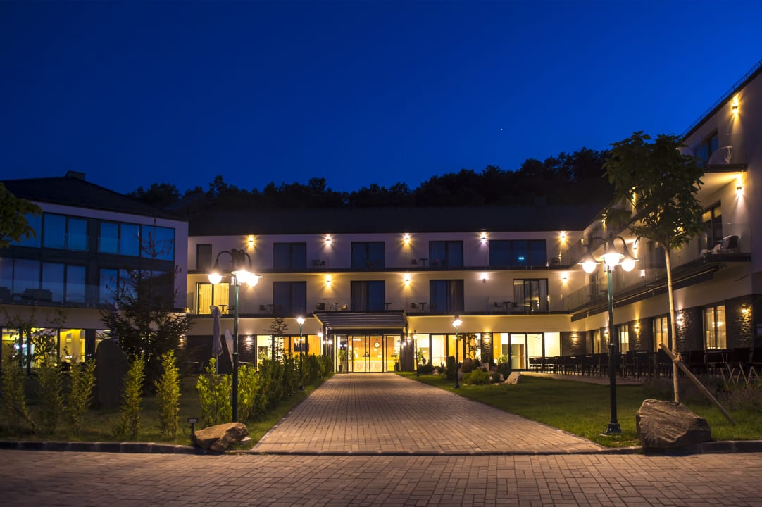 Außenansicht Castellum Hotel Hollókő