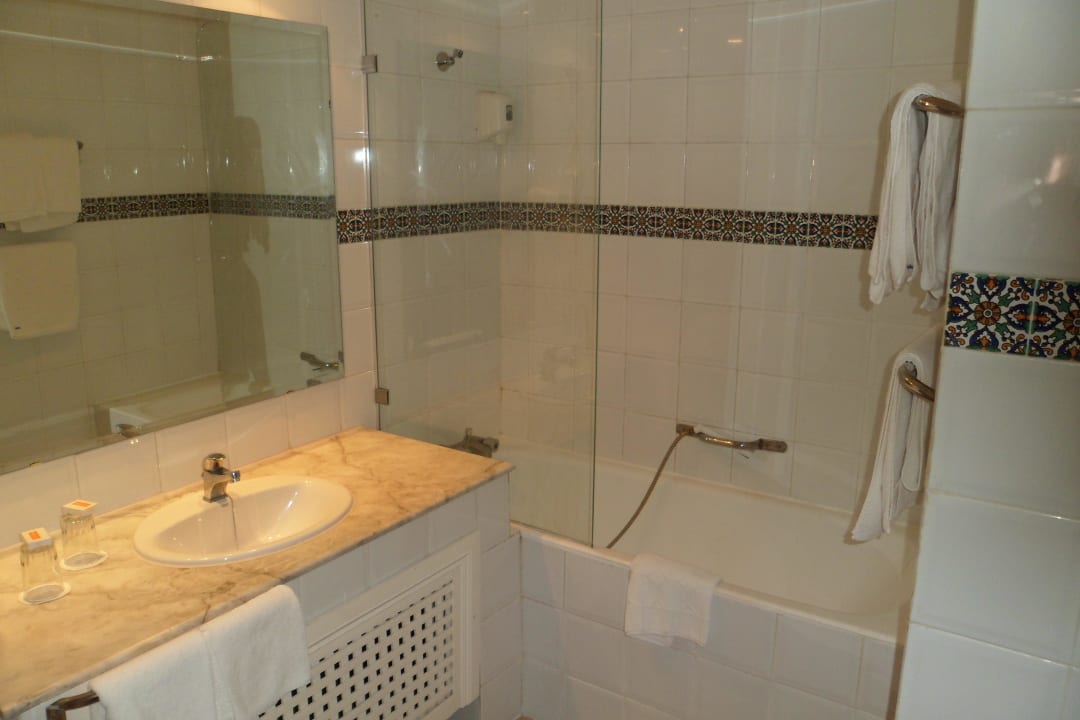 Badezimmer Hotel Club Tropicana & Spa