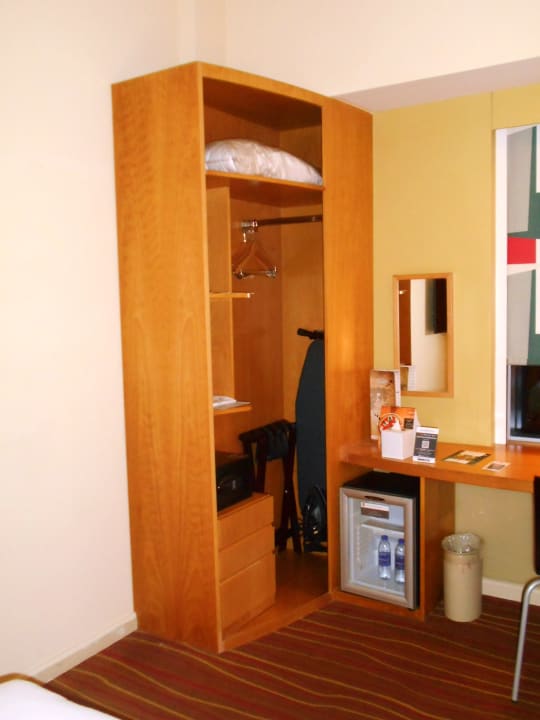 Zimmer ibis Al Rigga