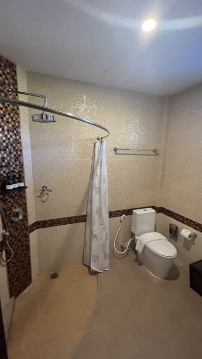 Zimmer Ban's Diving Resort