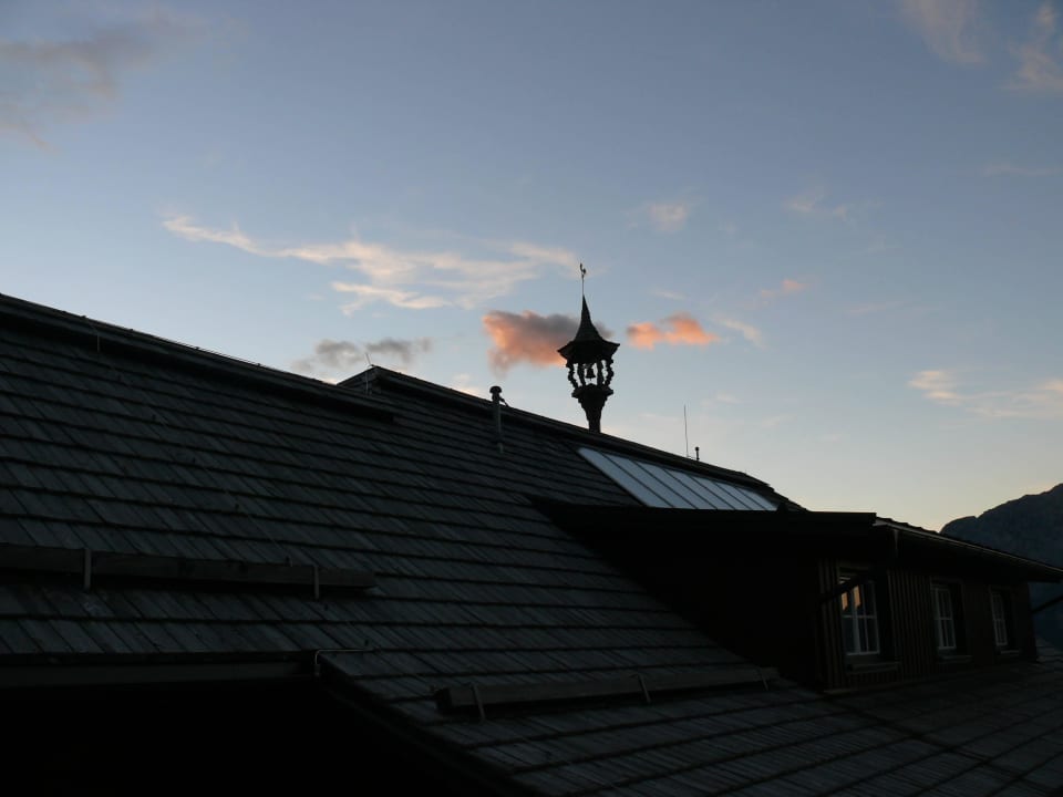 Sonnenuntergang Sonnenalm Mountain Lodge