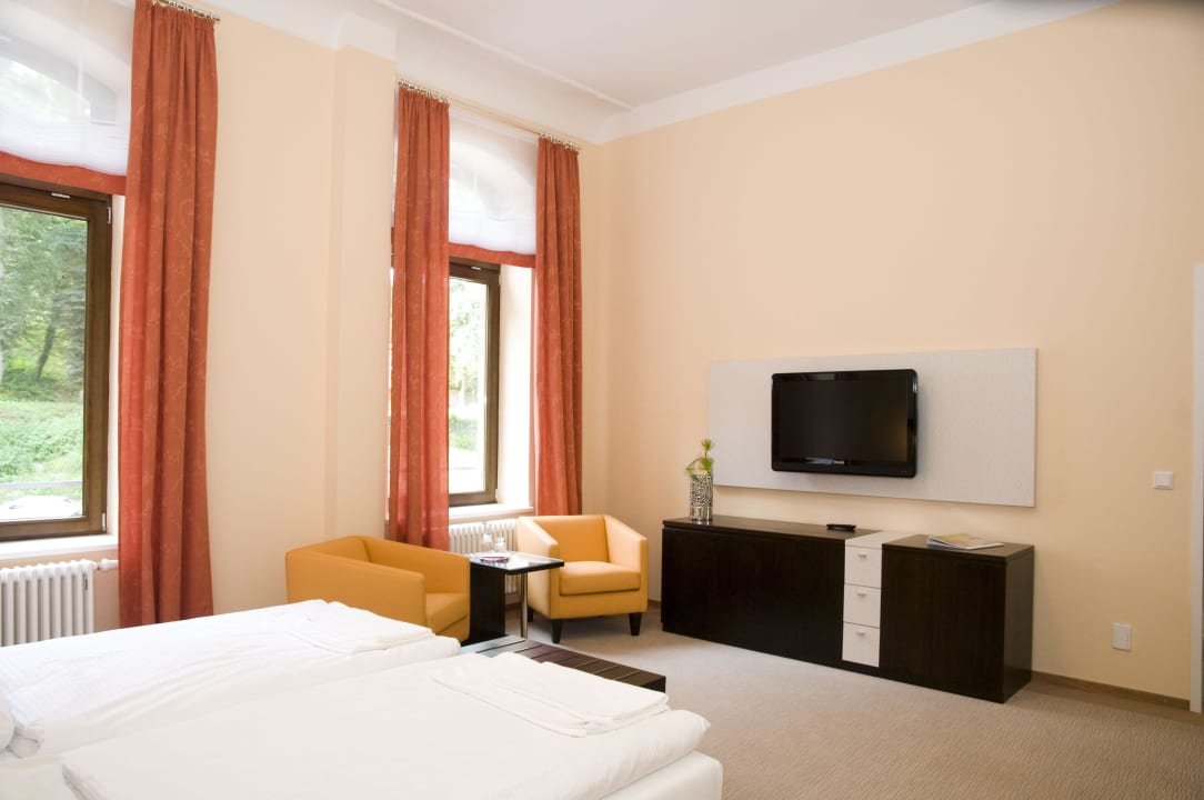 Schlafbereich Exklusiv-Suite Hotel Am Tiefwarensee