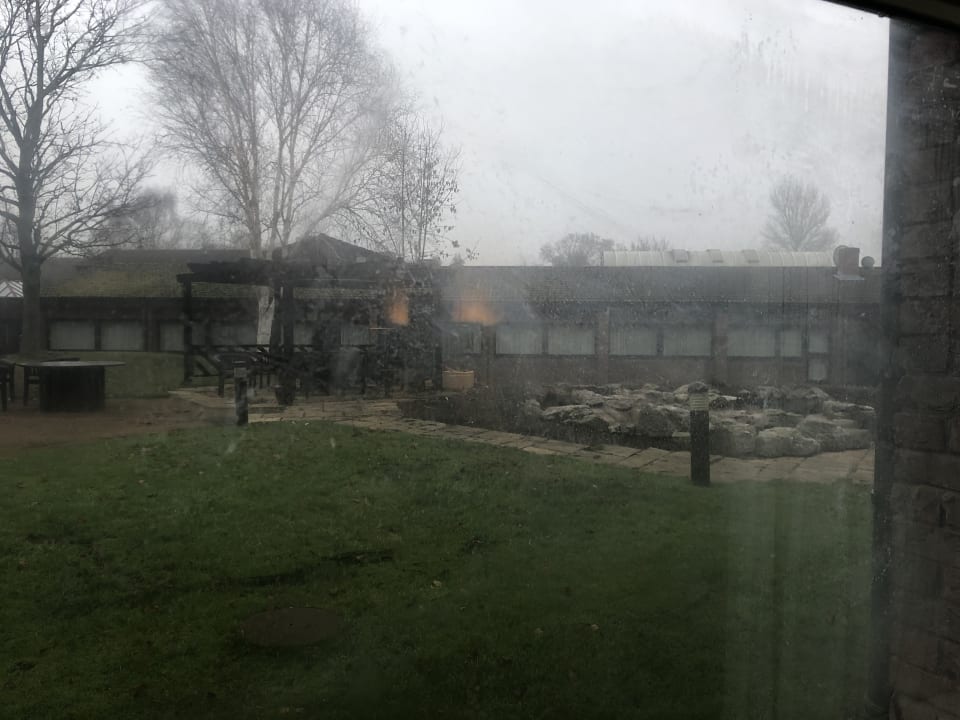 Zimmer Lea Marston Hotel & Leisure Complex Ltd