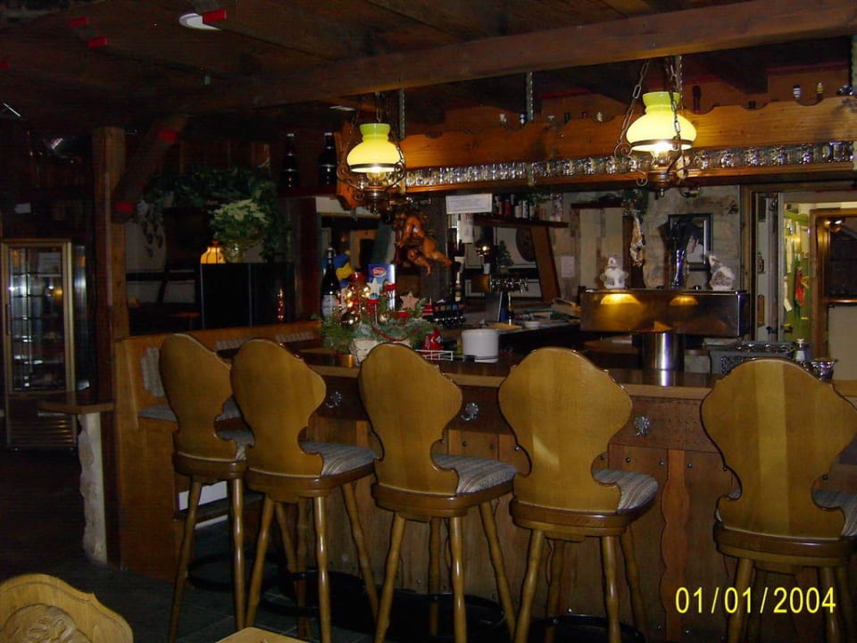 Teil der Theke Almgasthof Zum Wilddieb