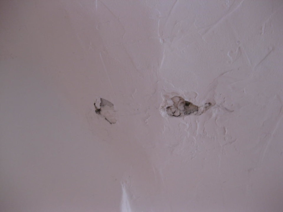 Löcher in de Wänden db San Antonio Hotel + Spa