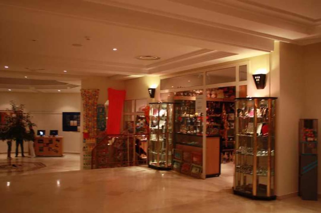 Sklepiki z pamiątkami Skanes Serail Aquapark