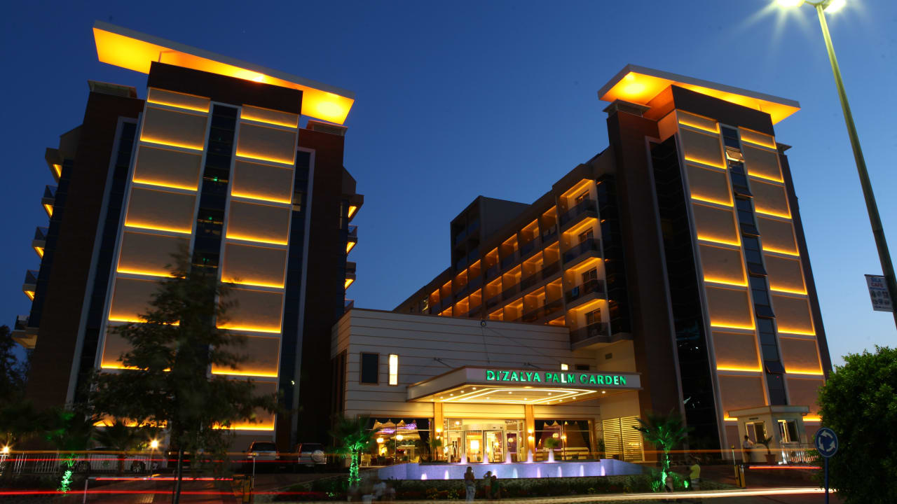 Außenansicht Dizalya Palm Garden