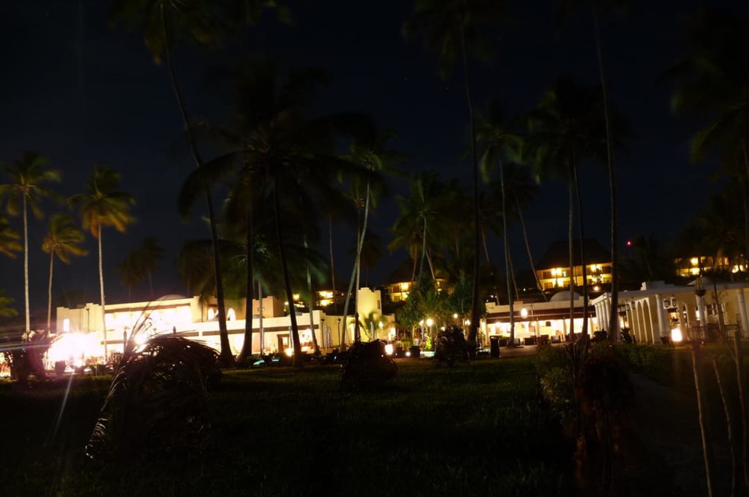 Restaurant @ Night TUI Blue Bahari Zanzibar