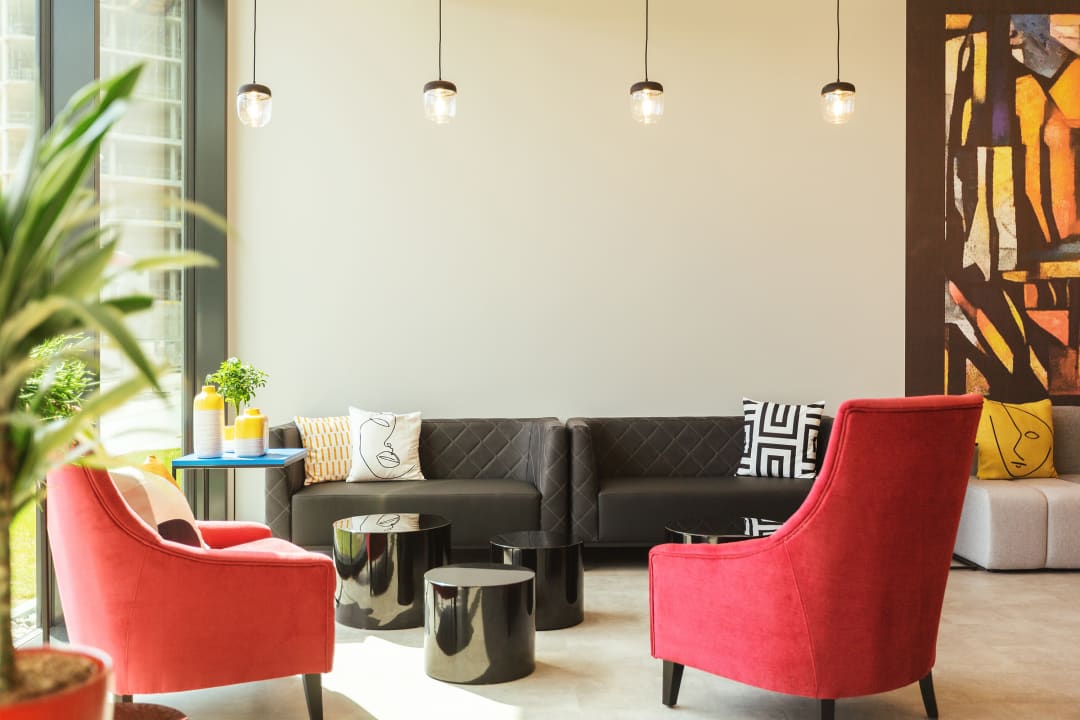 Lobby Holiday Inn - the niu, Form Stuttgart Feuerbach