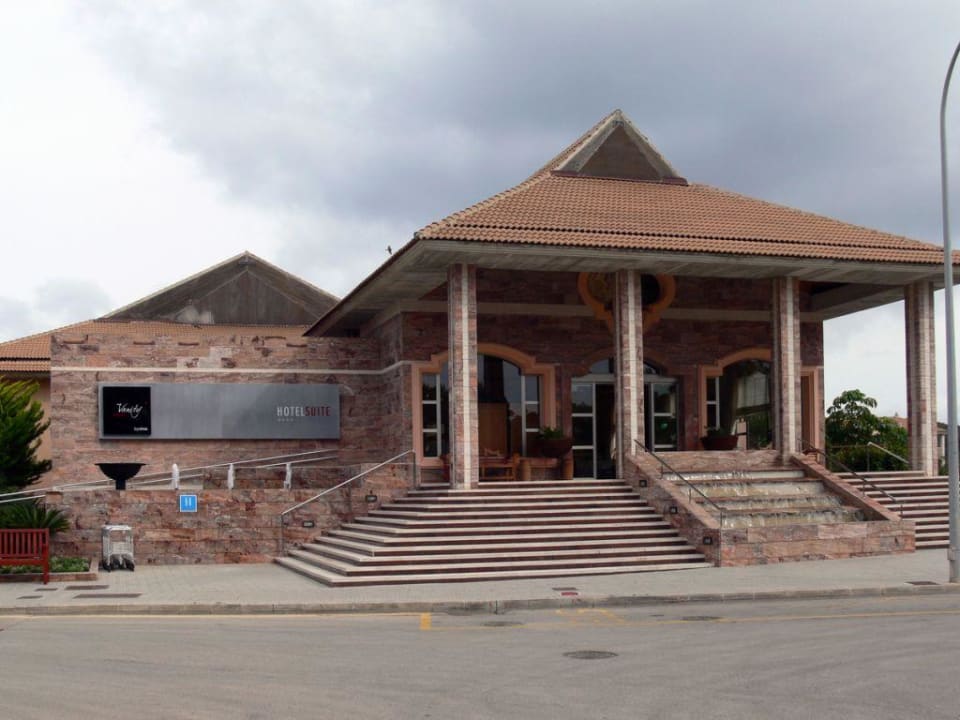 Aussenansicht des Hotels VIVA Cala Mesquida Suites & Spa 16+