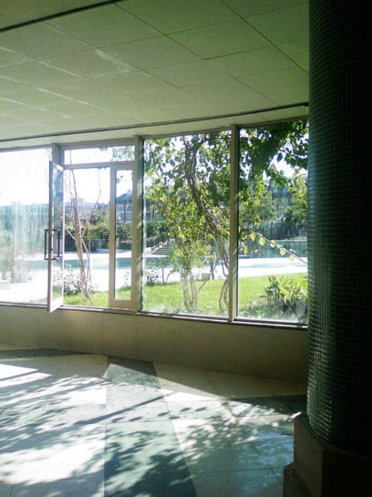 Aufgerissenes Fenster im Winter! Crystal Prestige Elite