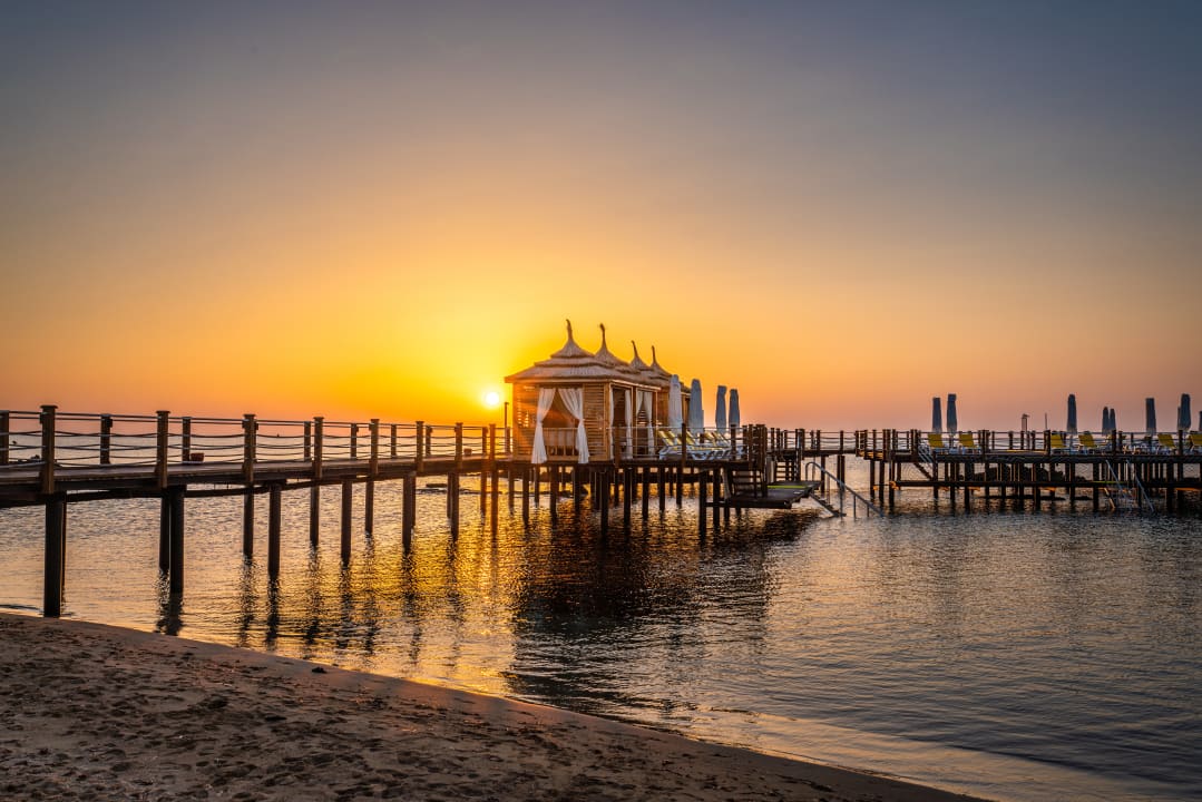 Strand Salamis Bay Conti Resort Hotel & Casino