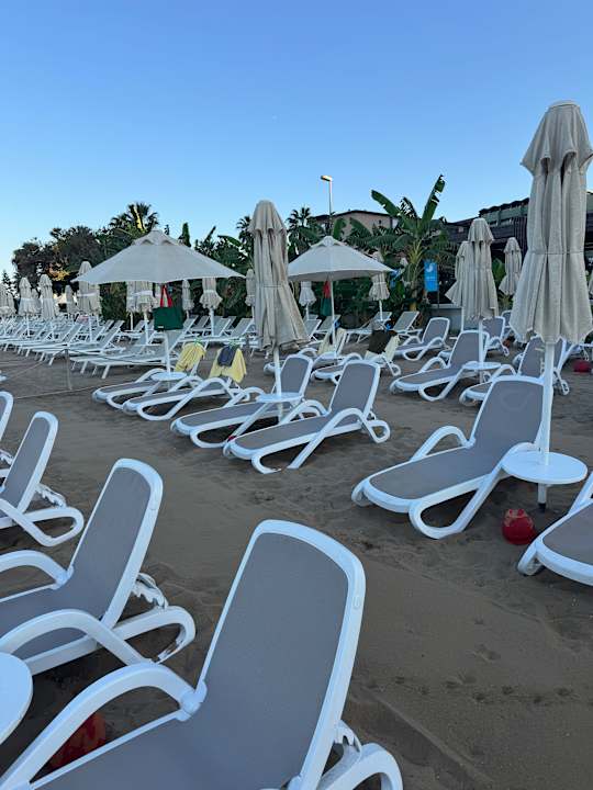 Strand Seaden Valentine Resort & Spa