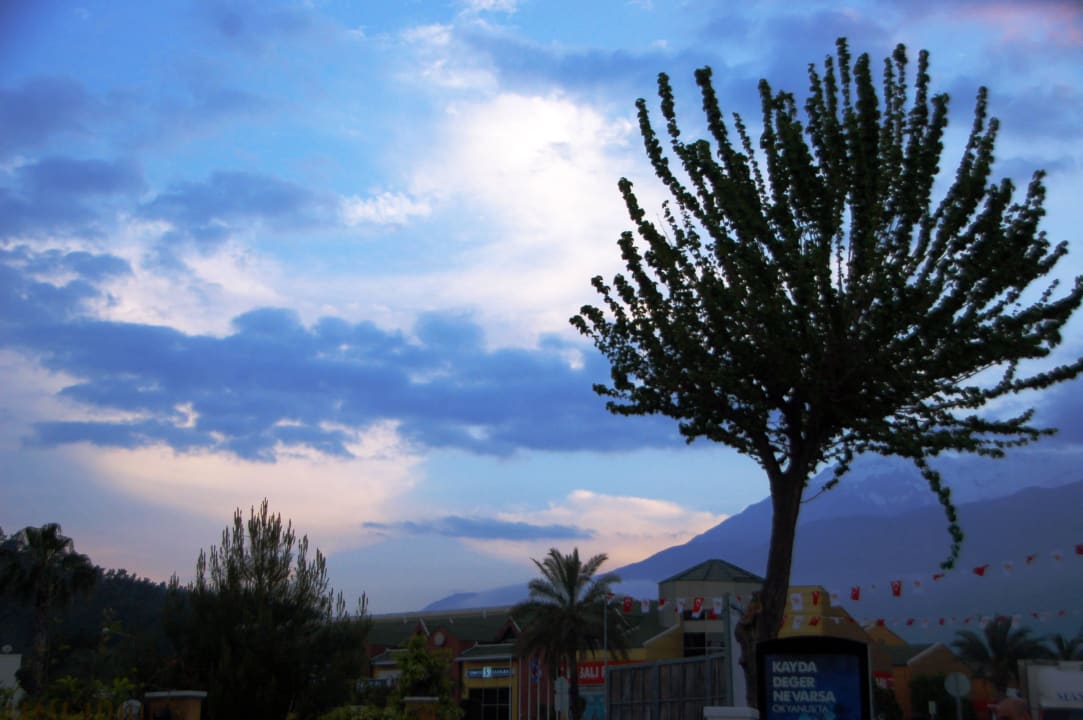 Закат Armas Gül Beach