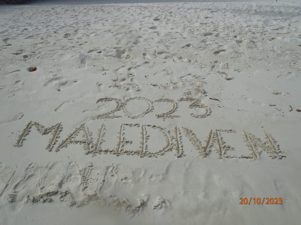 Strand Embudu Village