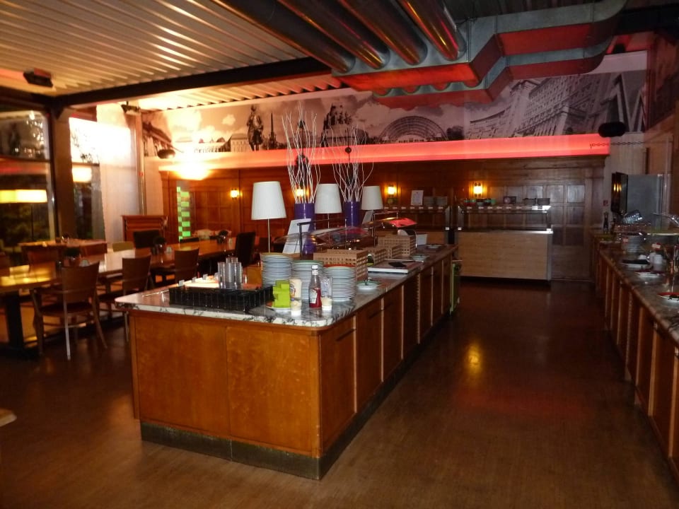 Die Frühstückstheke ibis Styles Leipzig