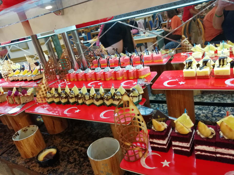 Gastro Dream World Resort & Spa