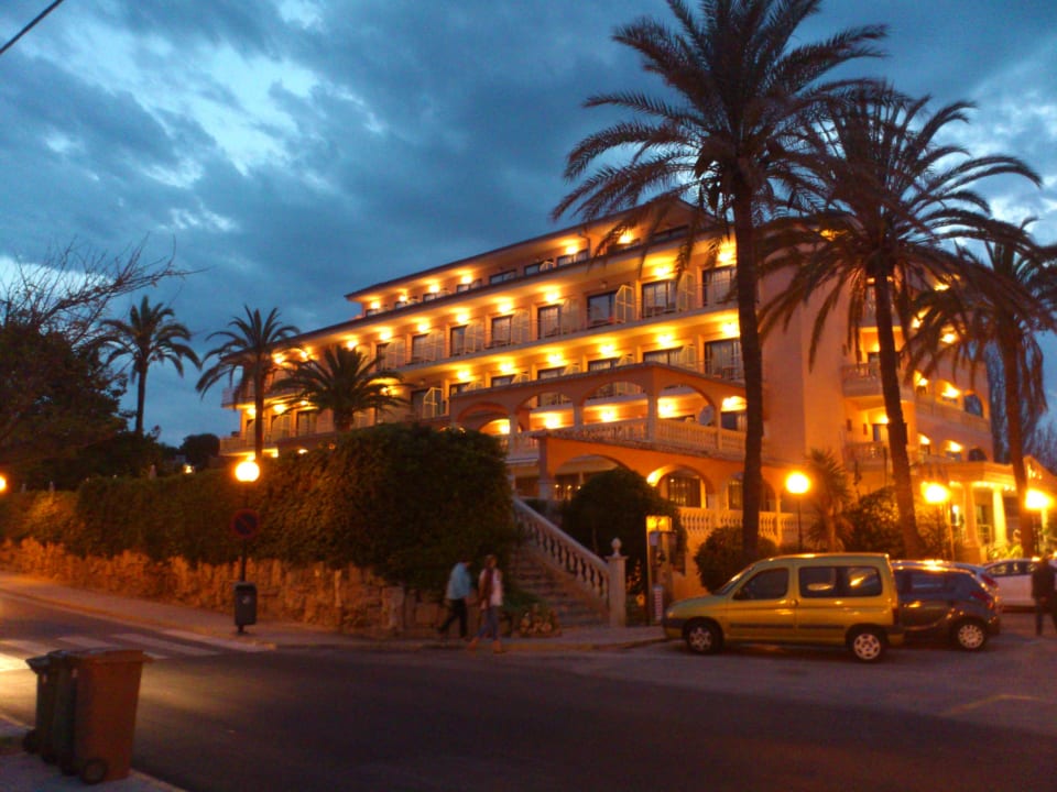 Im Hellen, sowie auch im Dunkeln das schönste Hotel allsun Hotel Lago Playa Park