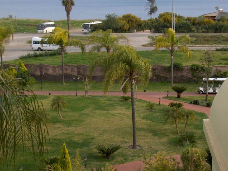 Blick zum Strand Hotel Presa di Finica