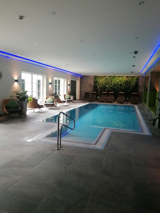 Pool ever.grün KAPRUN 