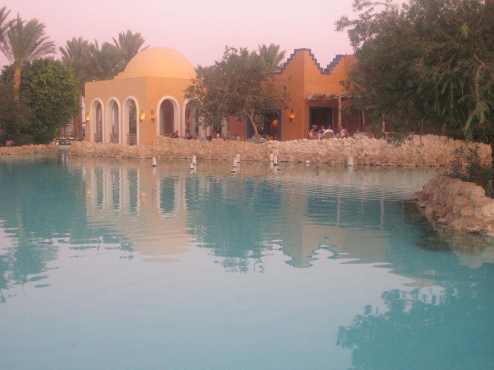Pool mit Restaurant Grand Makadi