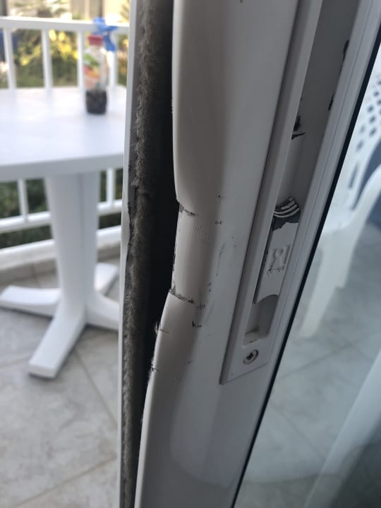 Zimmer Sandy Beach Resort