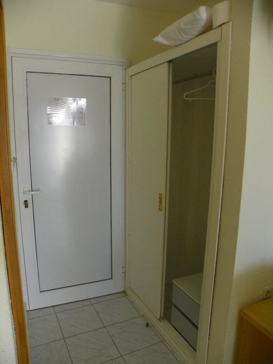 Pokój 2 osobowy wejście Iris Hotel