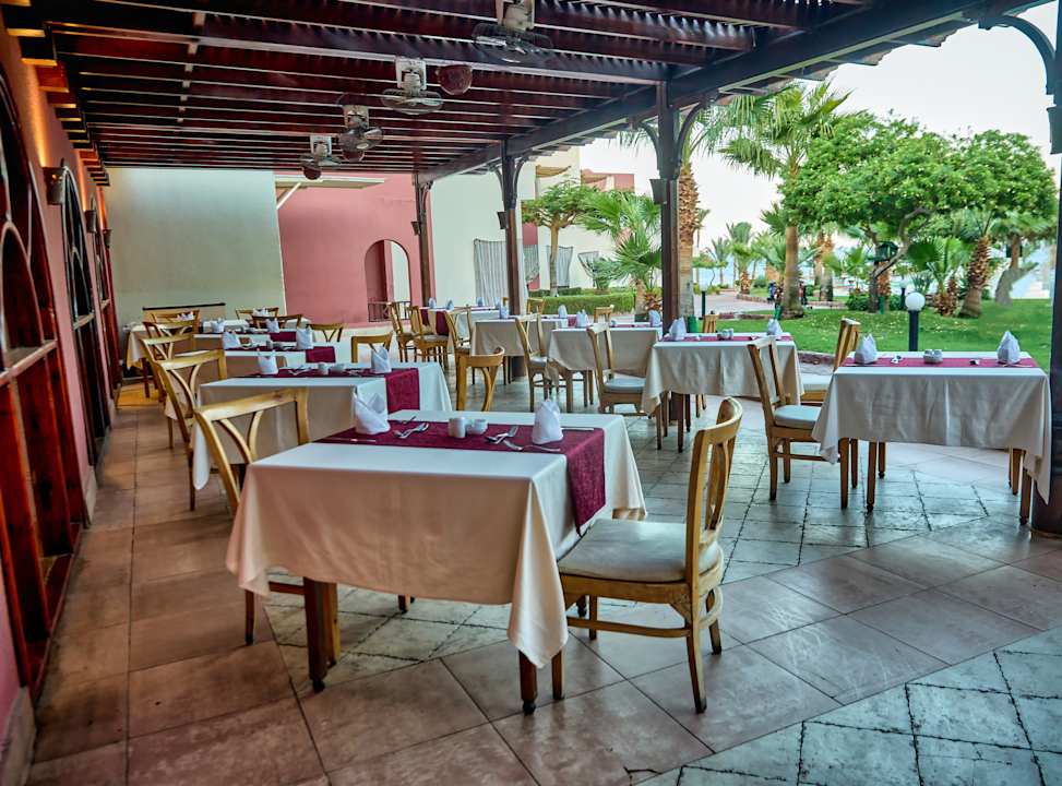 Gastro Tropitel Dahab Oasis