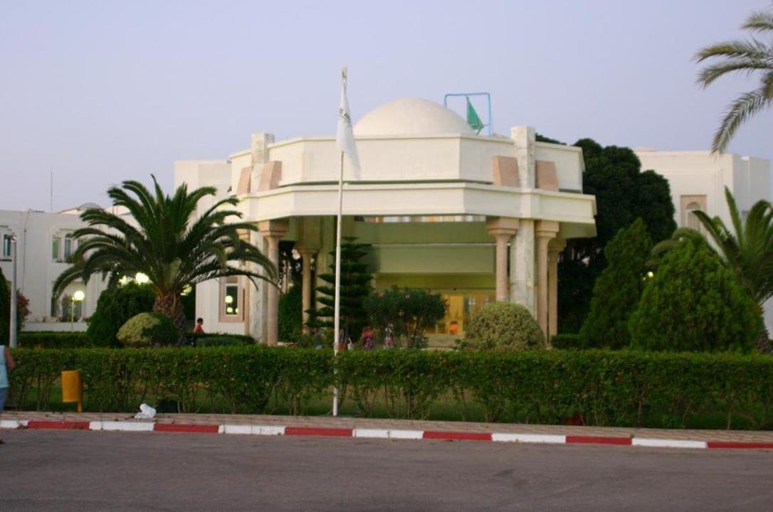 Eingang Hotel El Mouradi Mahdia