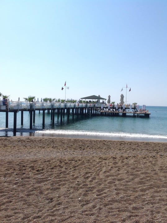 Ponton sur la plage Hotel Delphin Imperial