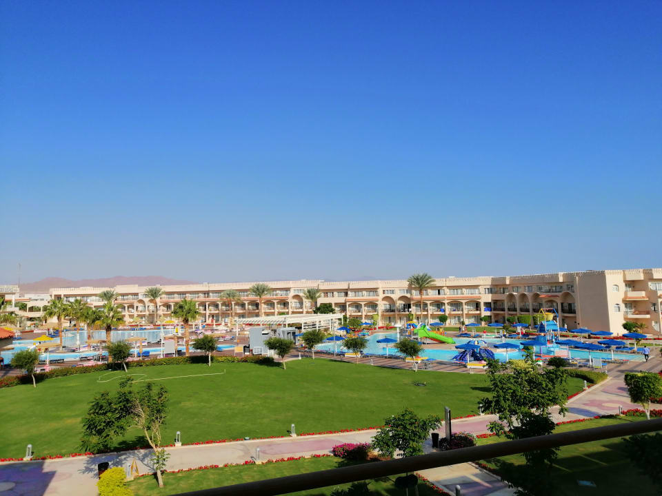 Pool Pickalbatros Royal Moderna Resort-Sharm El Sheikh