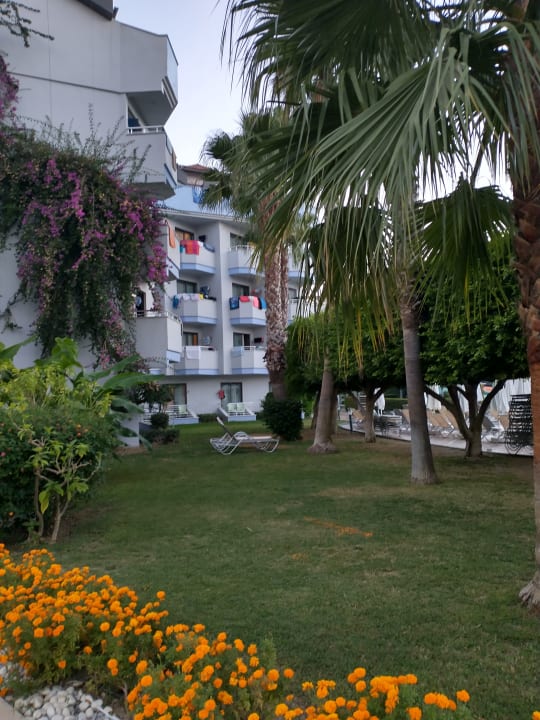 Gartenanlage Grand Seker Hotel