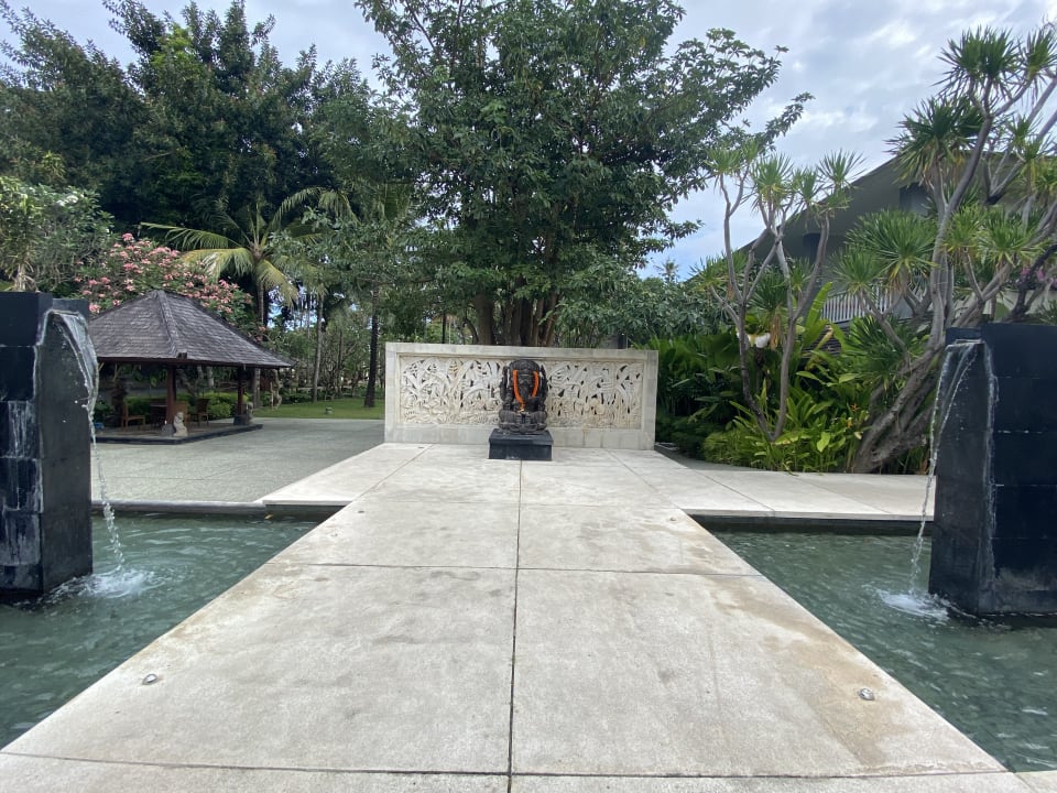 Außenansicht Segara Village Hotel