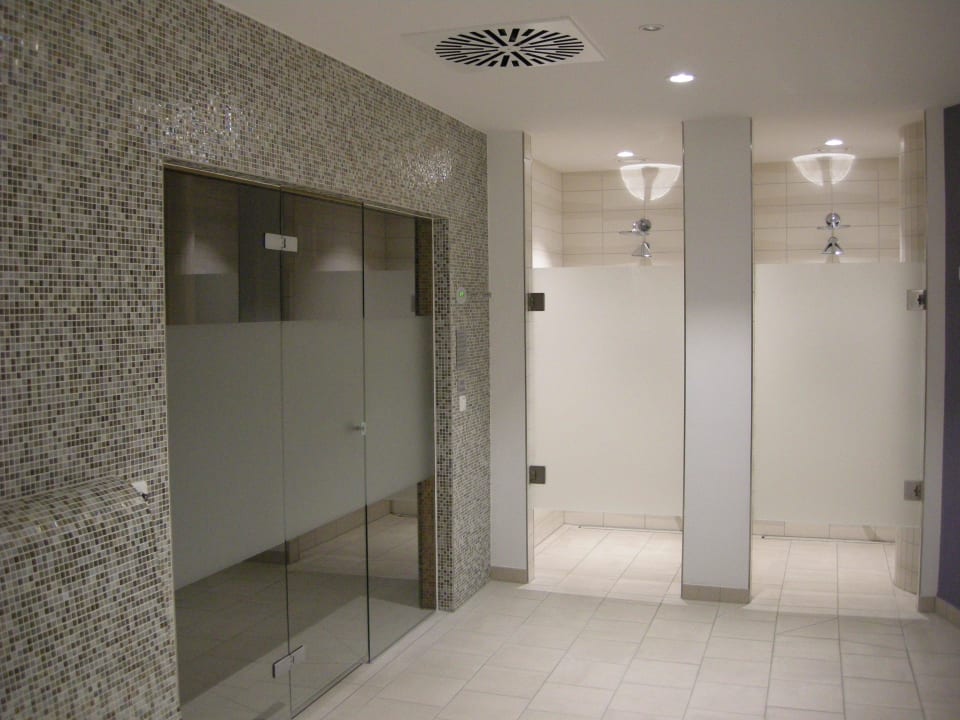 Sauna Lindner Hotel Cologne City Plaza, part of JdV by Hyatt